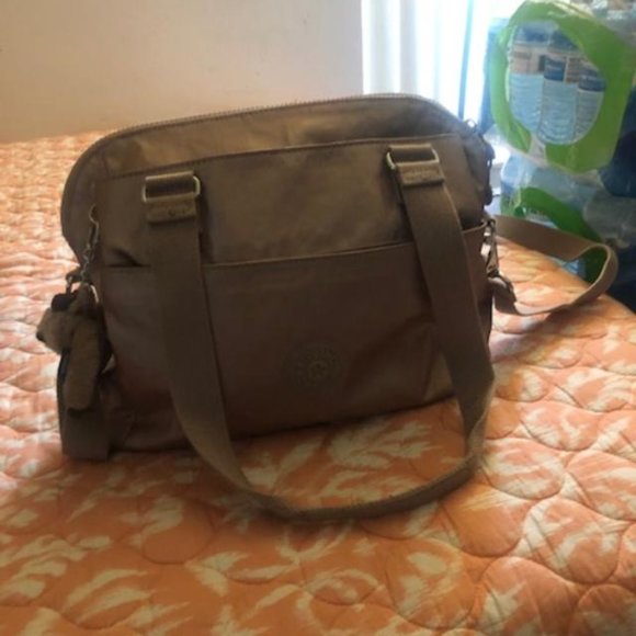 Kipling Metallic Pink - Picture 1 of 1